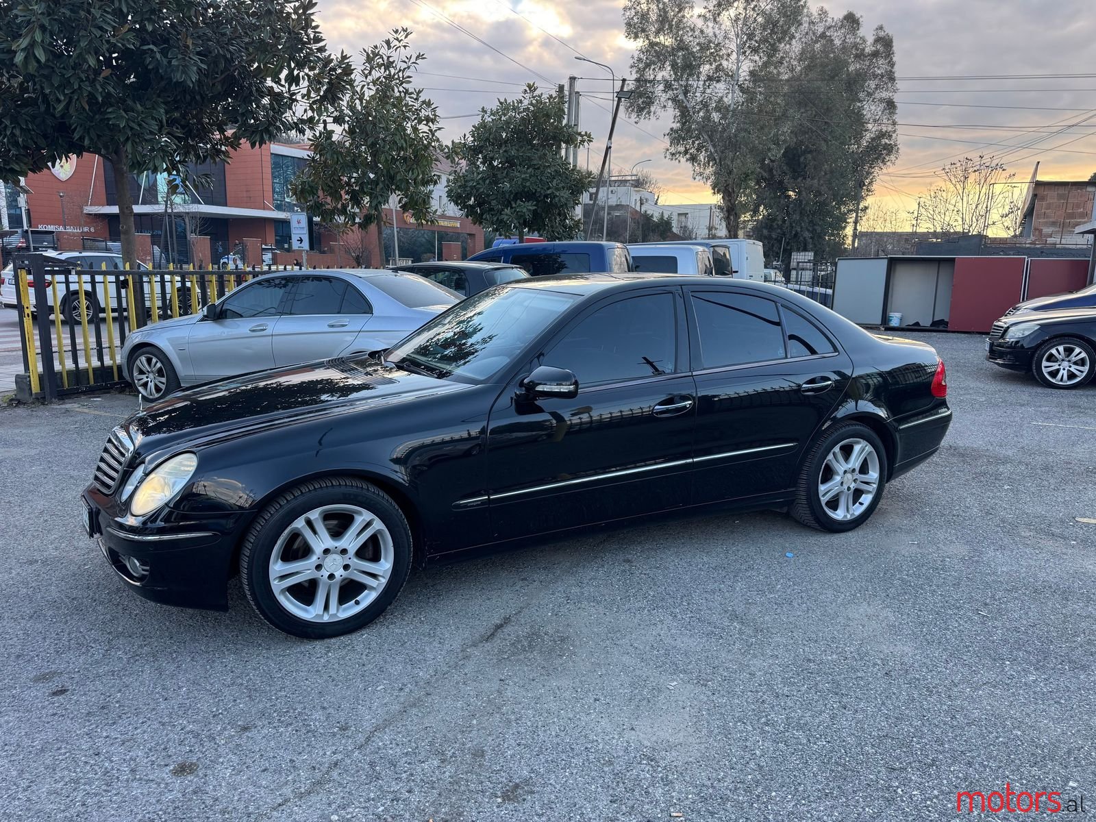 2007' Mercedes-Benz E 280 photo #2