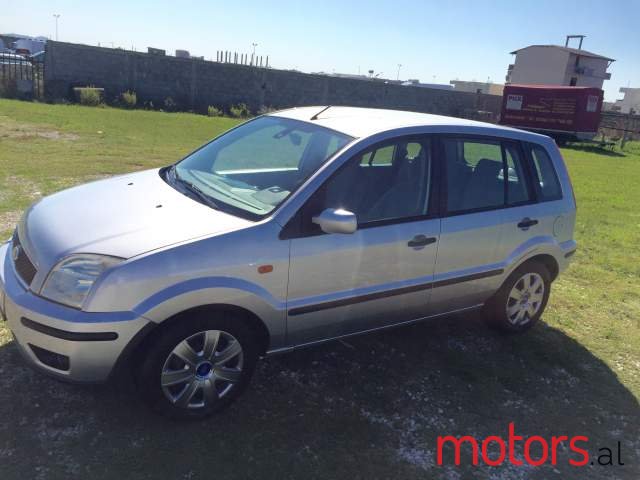 2003' Ford Fusion GHIA photo #2