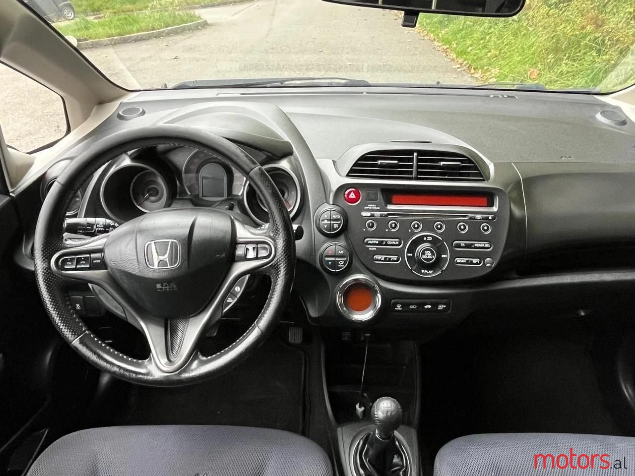 2012' Honda Jazz photo #5