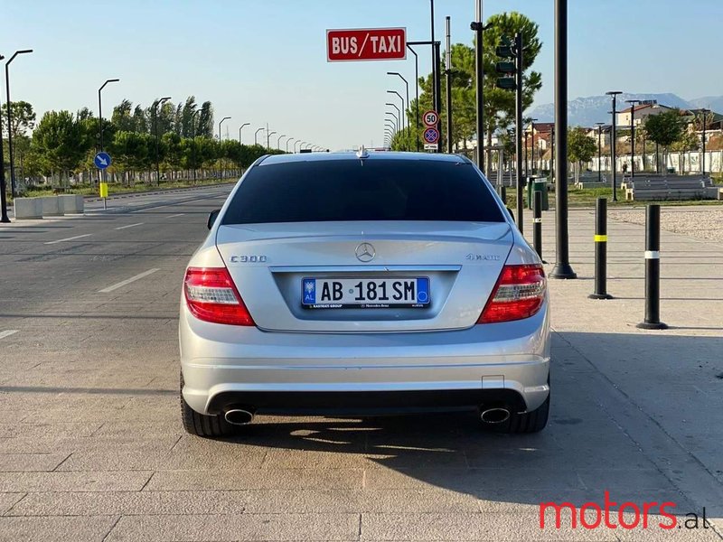 2009' Mercedes-Benz C 300 photo #4