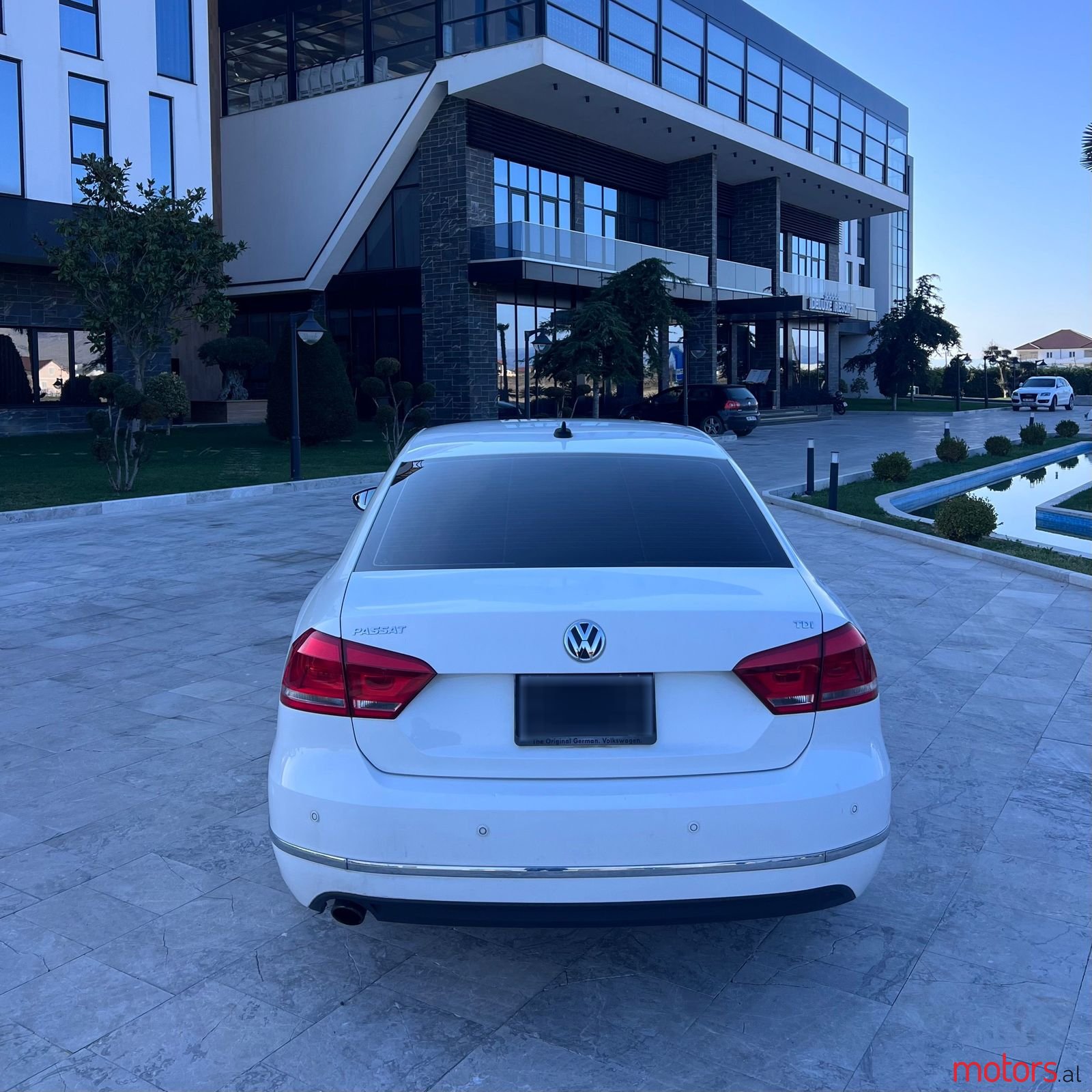 2014' Volkswagen Passat photo #4