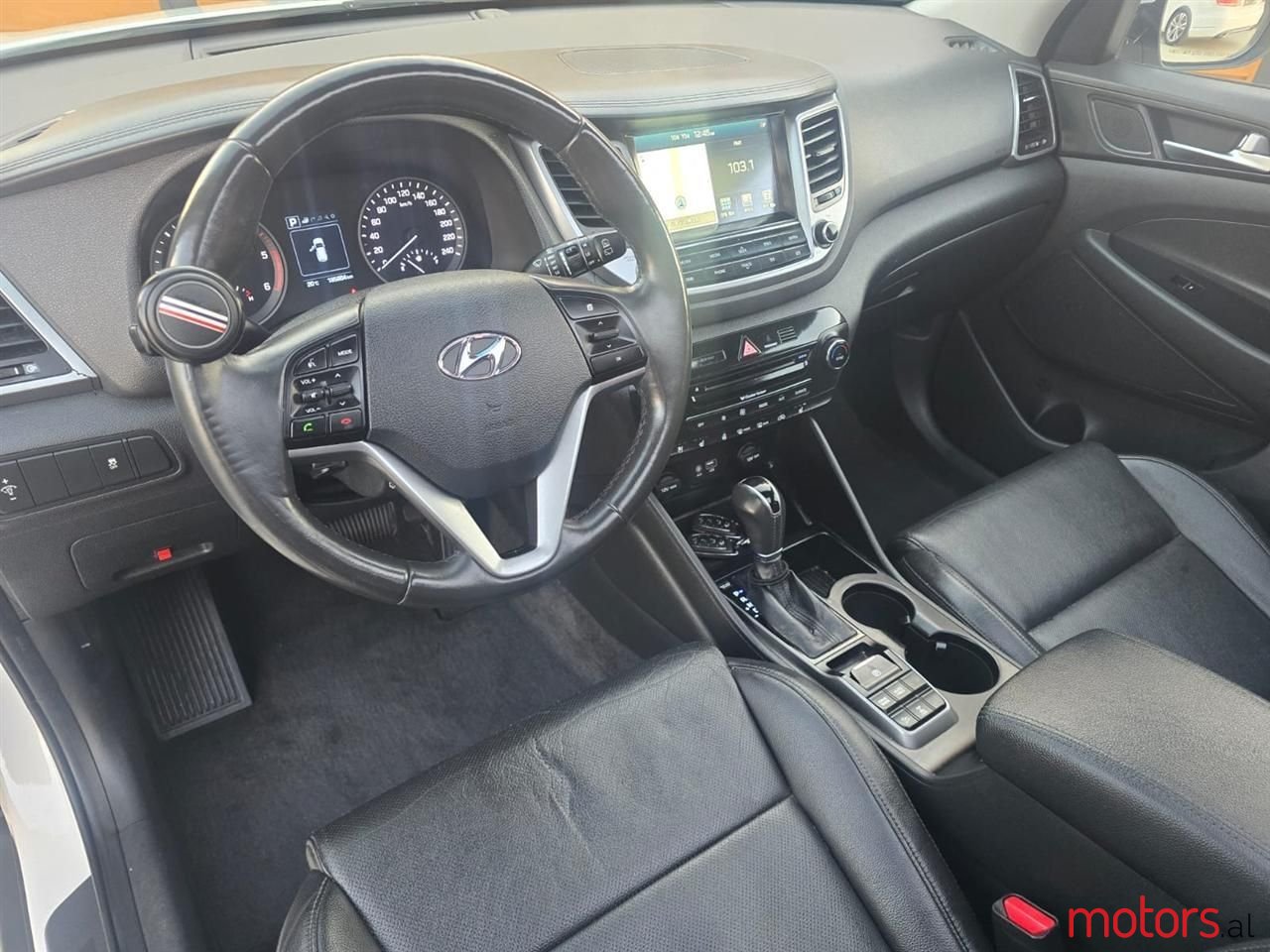 2015' Hyundai Tucson photo #6