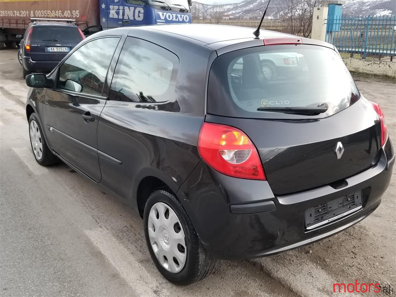 2006' Renault Clio photo #6