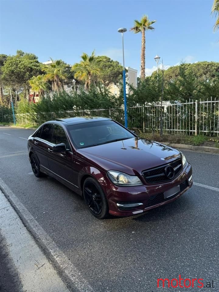 2008' Mercedes-Benz C 320 photo #6