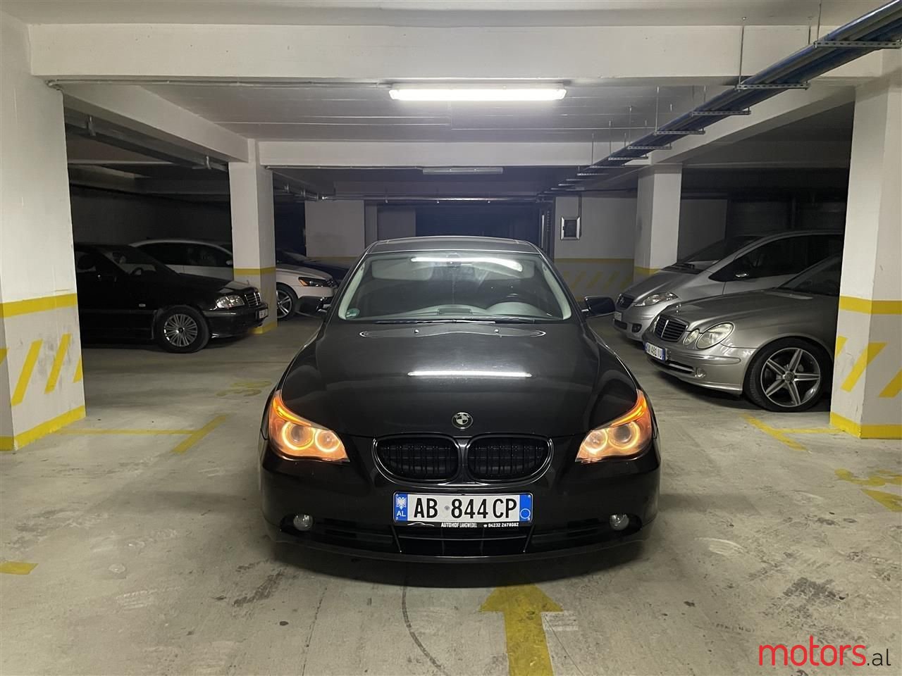 2005' BMW 525 photo #1