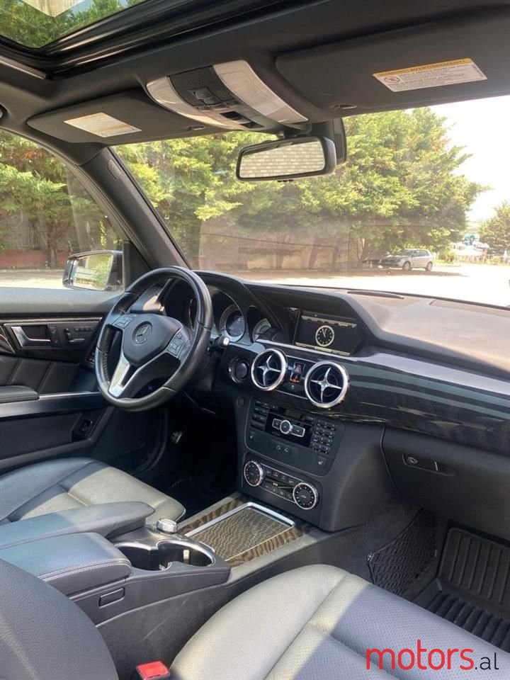 2015' Mercedes-Benz GLK 250 photo #4