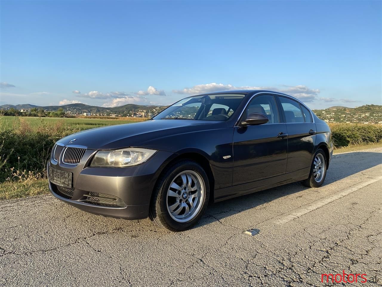 2006' BMW 325 photo #6