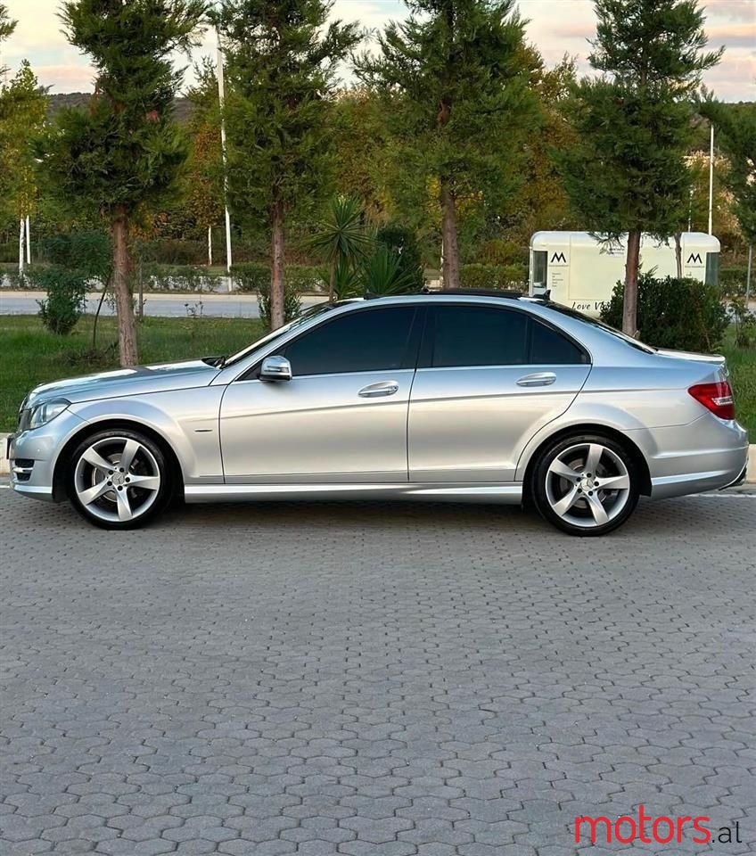 2014' Mercedes-Benz C 220 photo #1