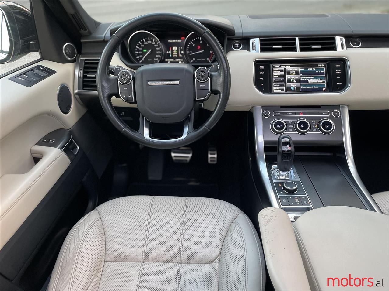 2015' Land Rover Range Rover Sport photo #6