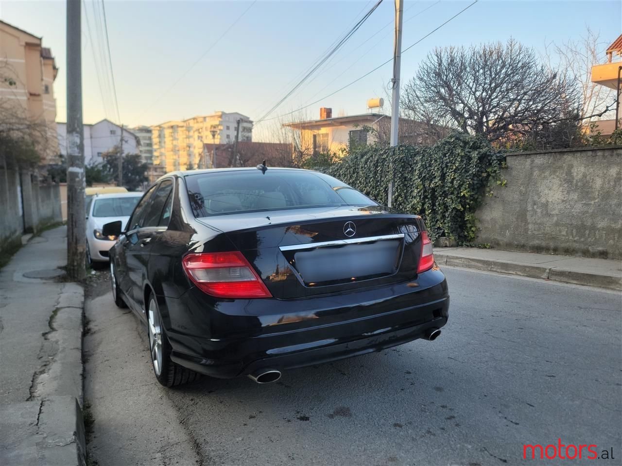 2010' Mercedes-Benz C 300 photo #3
