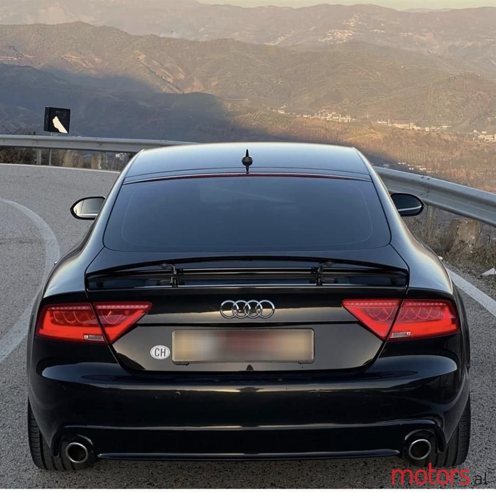 2011' Audi A7 photo #4