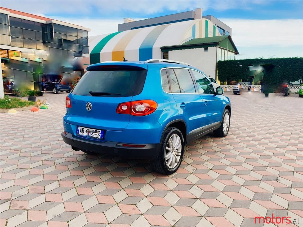 2009' Volkswagen Tiguan photo #5