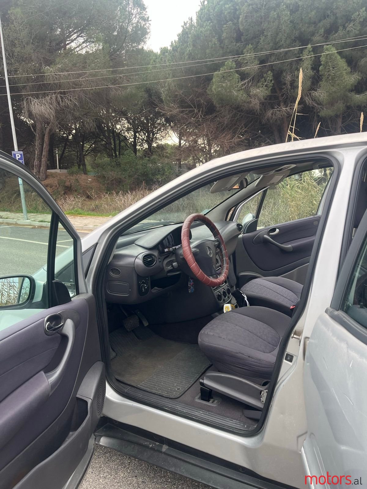 2001' Mercedes-Benz A 170 photo #1