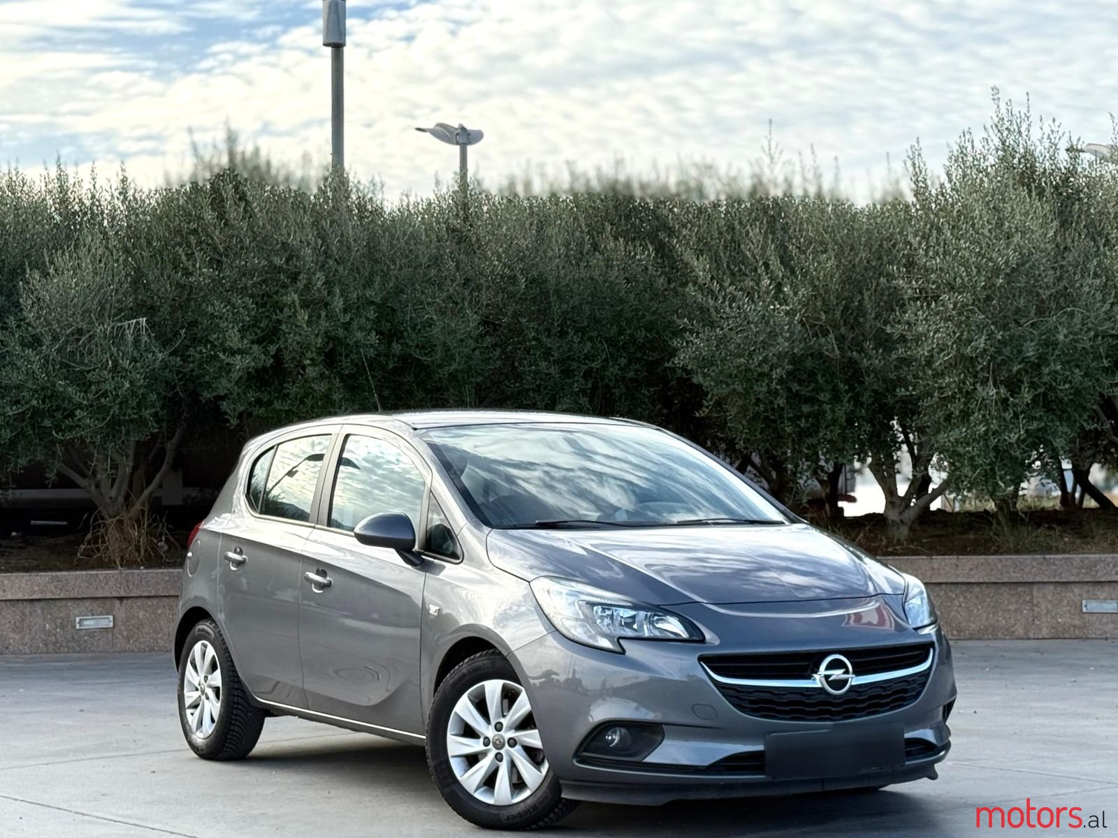 2016' Opel Corsa photo #1