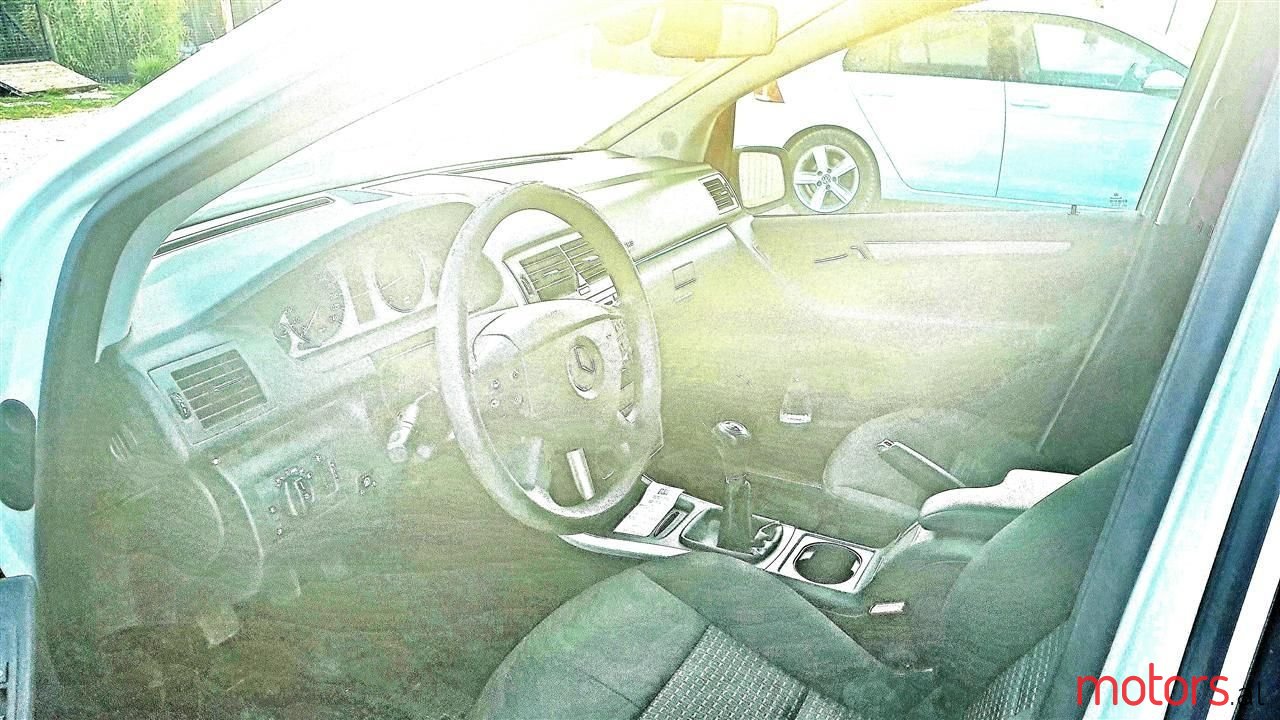 2011' Mercedes-Benz B 170 photo #5