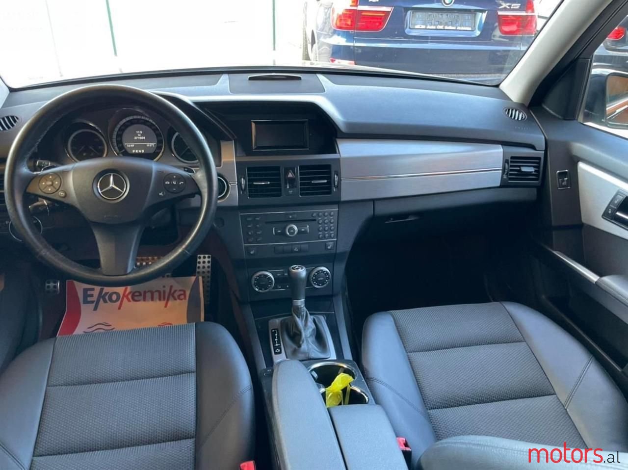 2009' Mercedes-Benz GLK 220 photo #6