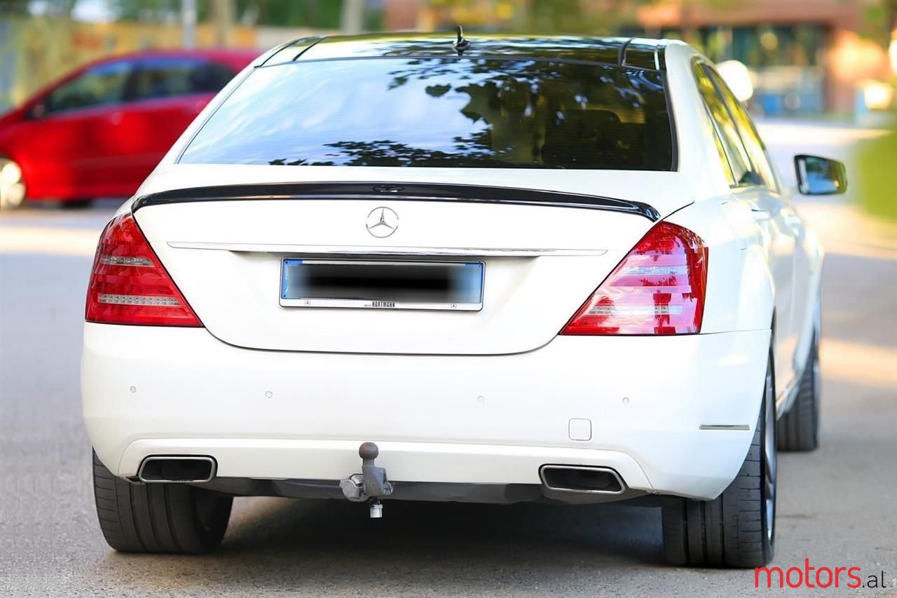 2010' Mercedes-Benz S 350 photo #2