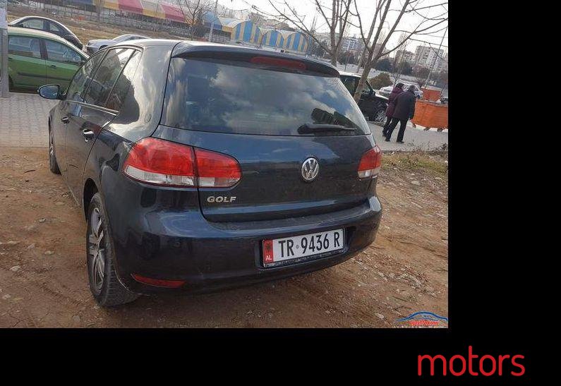 2010' Volkswagen Golf photo #2