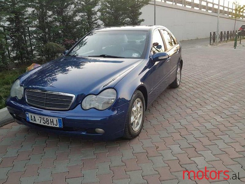 2001' Mercedes-Benz C 220 photo #1