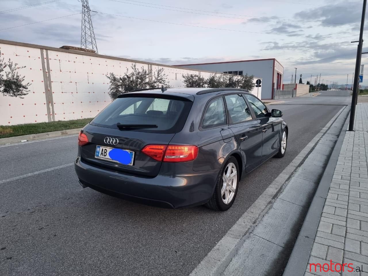 2010' Audi A4 photo #5