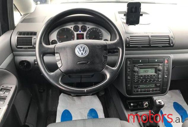 2006' Volkswagen Sharan photo #2