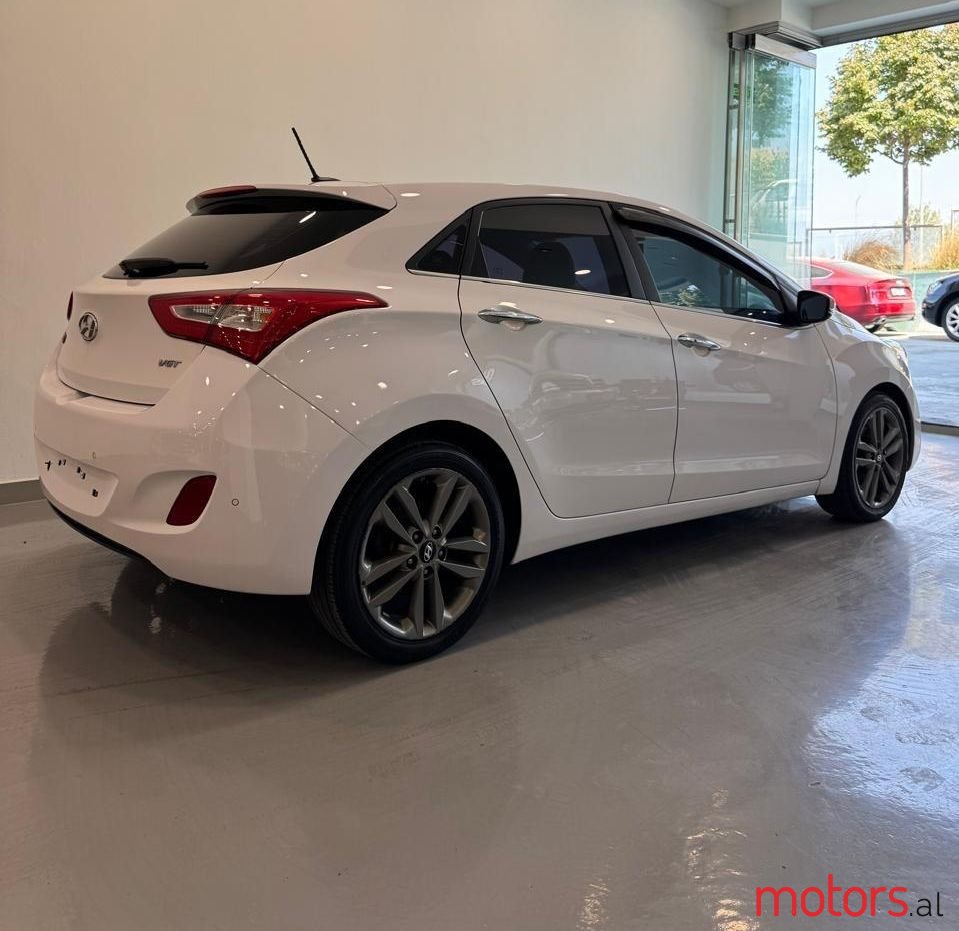 2015' Hyundai i30 photo #5