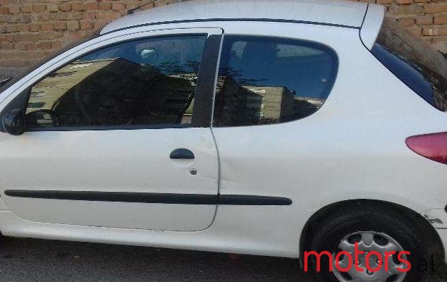 2001' Peugeot 206 photo #2
