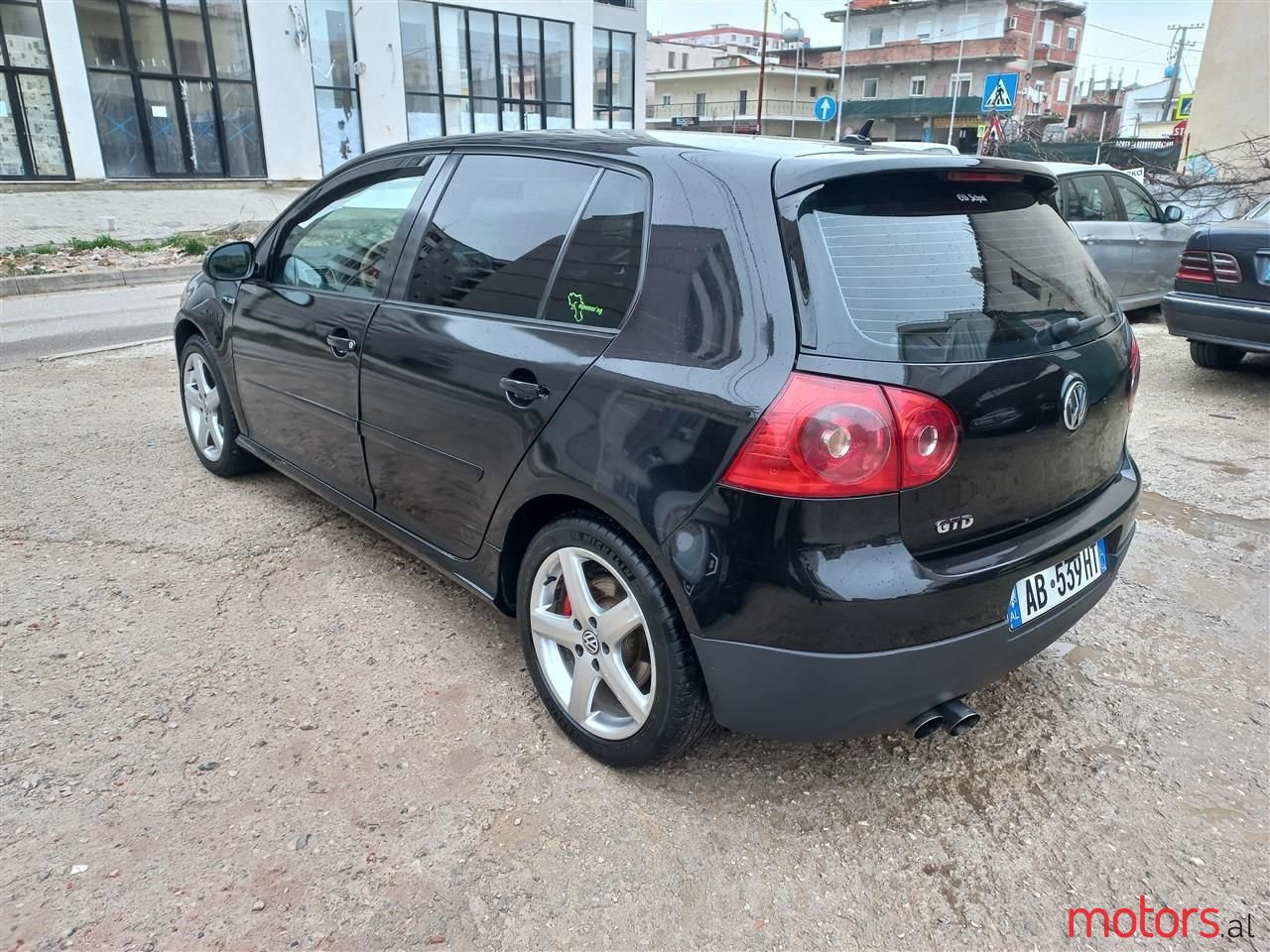 2006' Volkswagen Golf photo #2