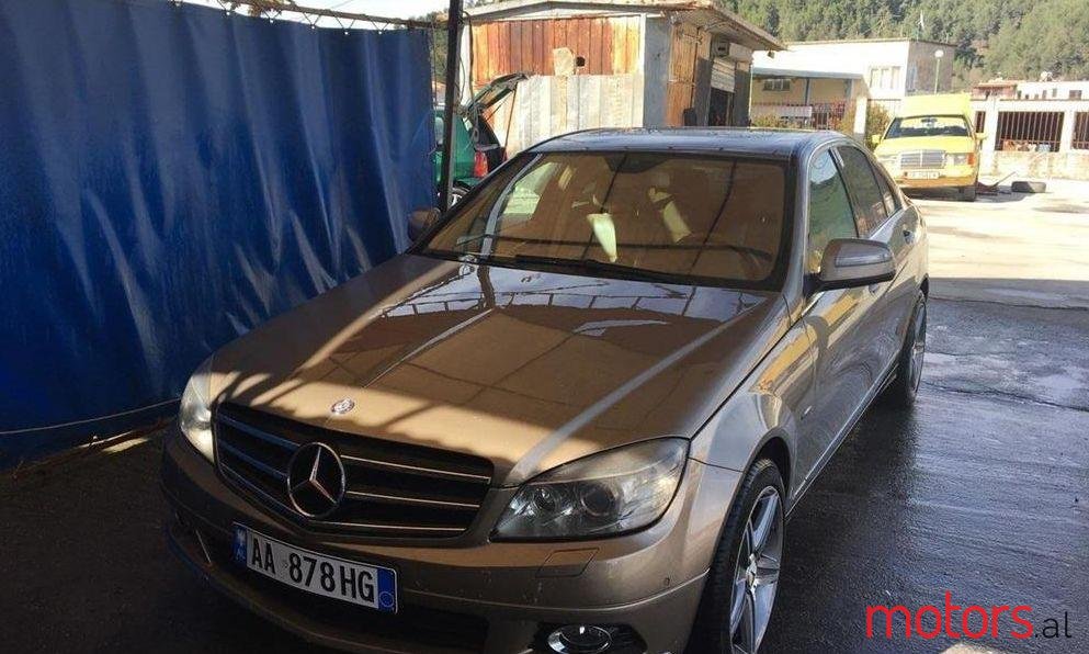 2006' Mercedes-Benz C 220 photo #1