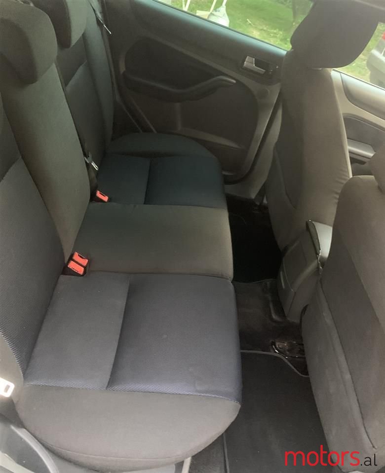 2008' Ford Focus photo #3