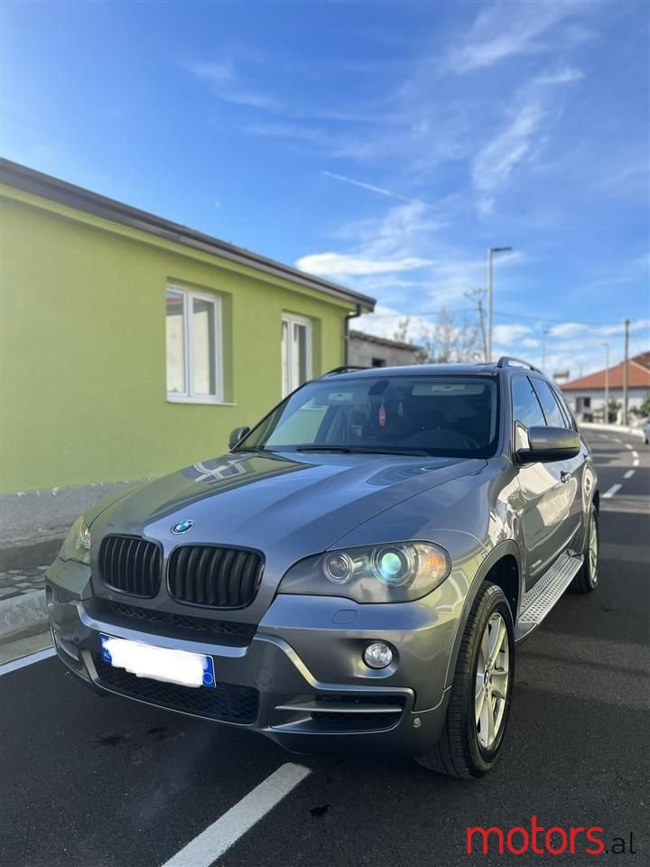 2010' BMW X5 photo #5