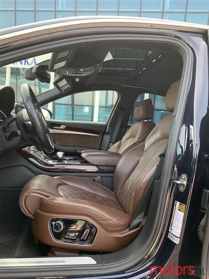 2013' Audi A8 photo #2