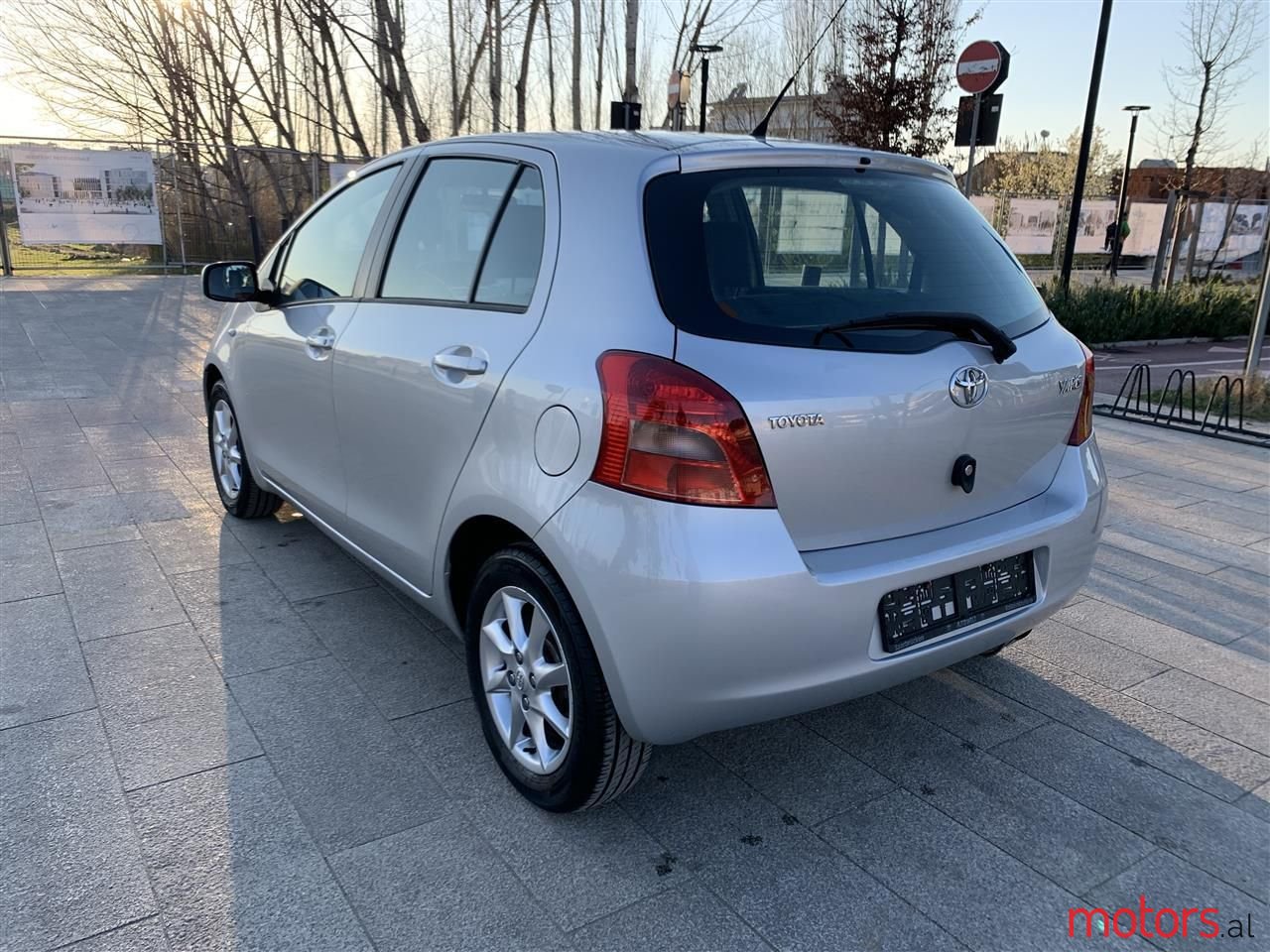 2007' Toyota Yaris photo #3