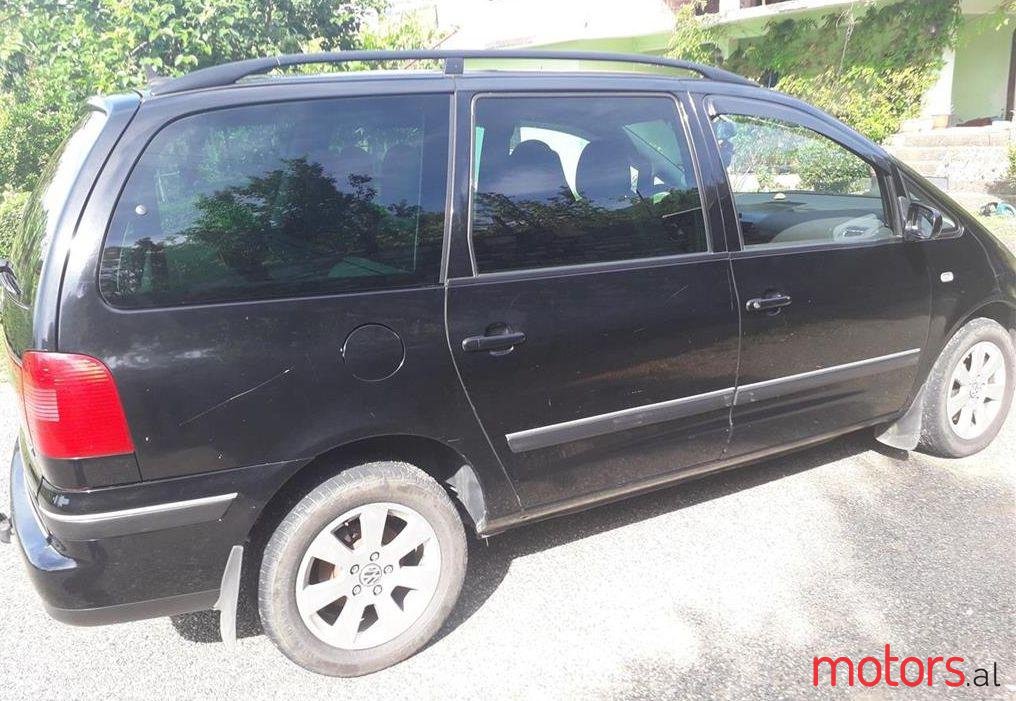 2001' Volkswagen Sharan photo #1