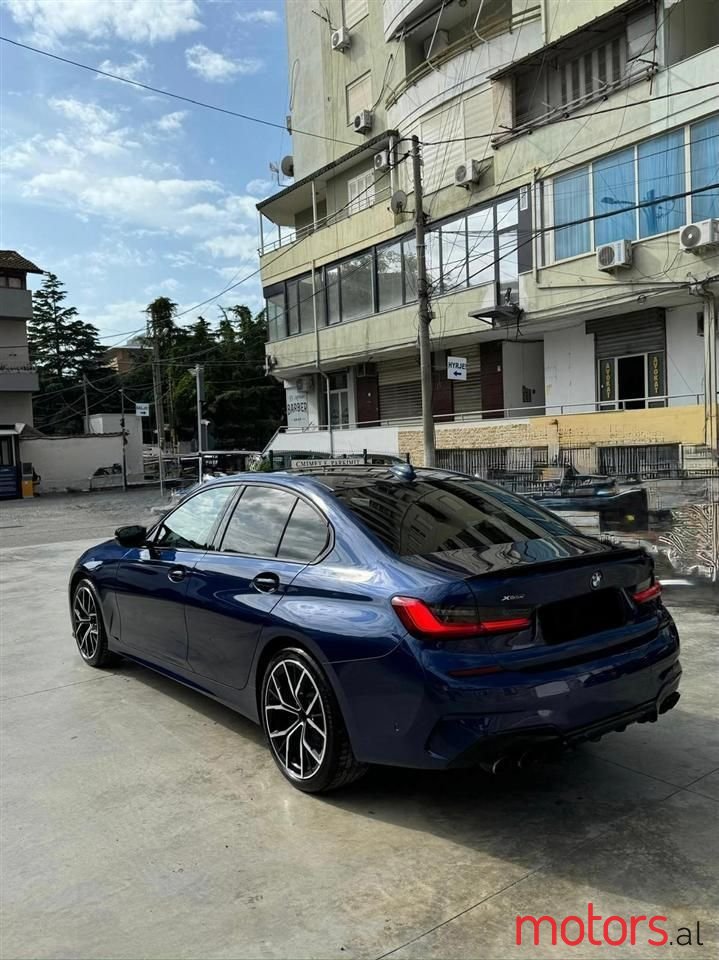 2019' BMW 320 photo #5