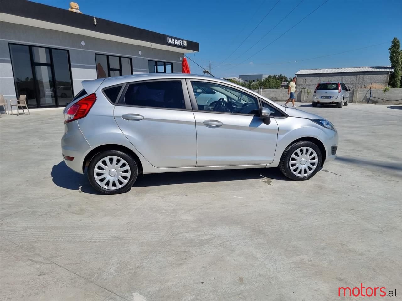 2014' Ford Fiesta photo #2