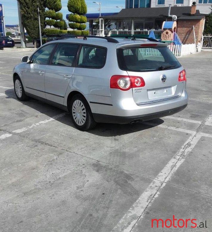 2007' Volkswagen Passat photo #1