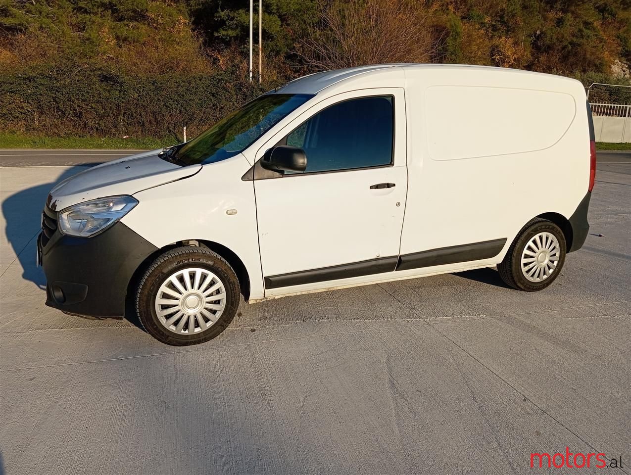 2015' Dacia Logan Pick-Up photo #1