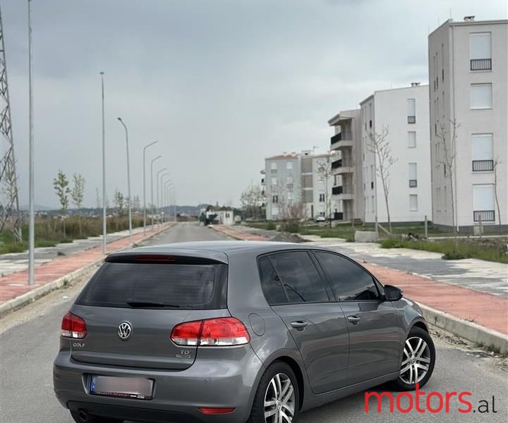 2012' Volkswagen Golf photo #6