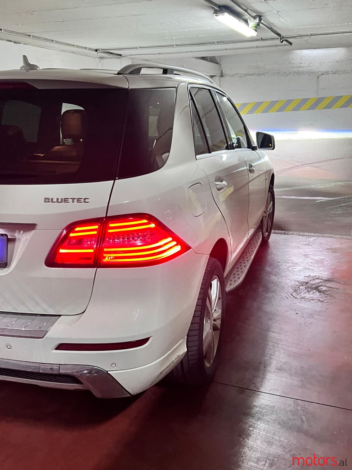 2013' Mercedes-Benz 350 photo #2