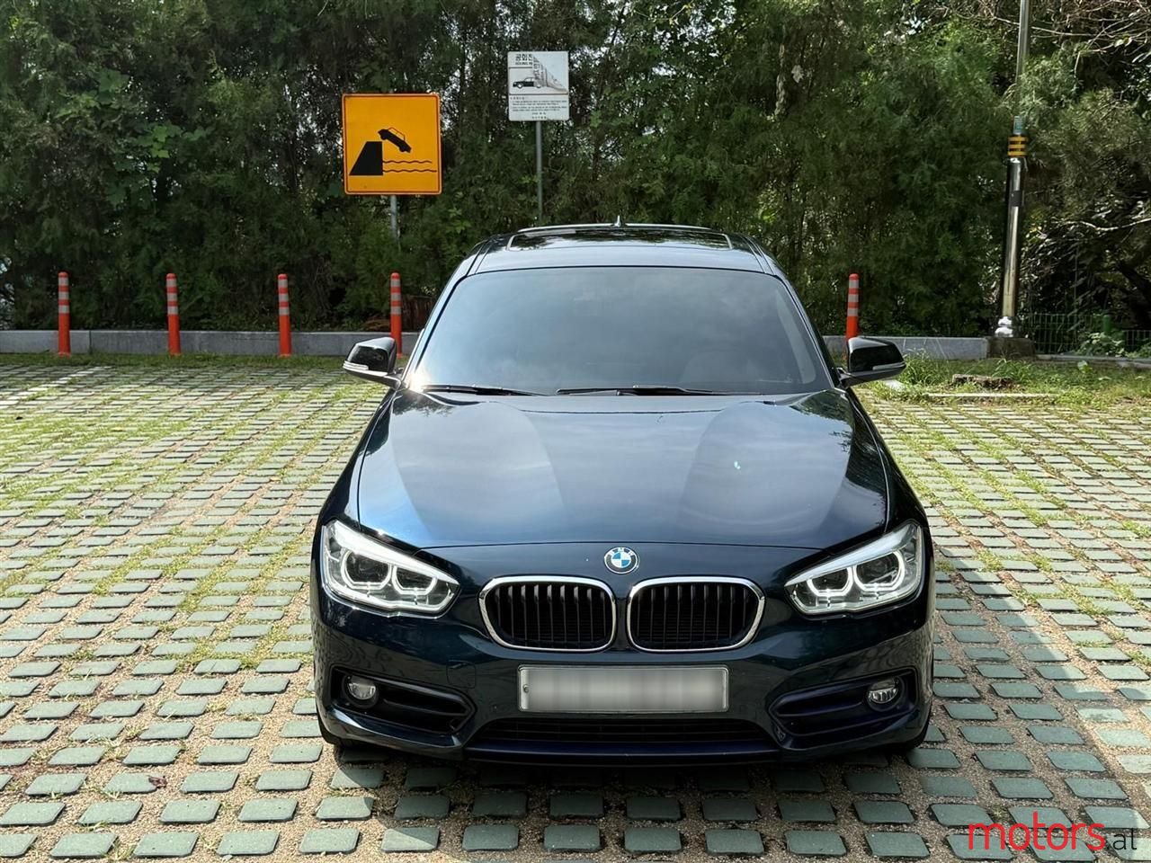 2017' BMW 118 photo #1