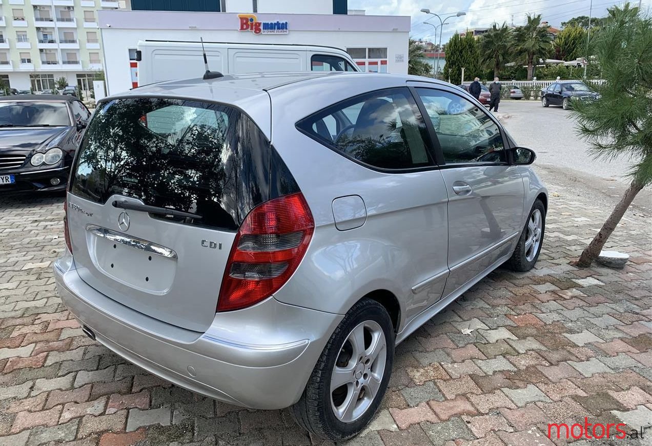 2006' Mercedes-Benz A 180 photo #1