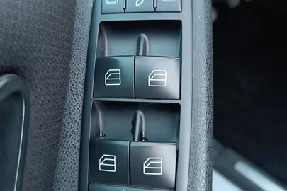 2007' Mercedes-Benz A 150