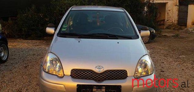 2003' Toyota Yaris photo #3