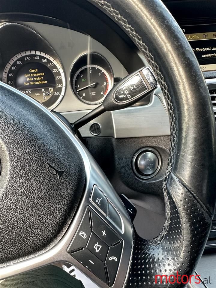 2012' Mercedes-Benz E 350 photo #3