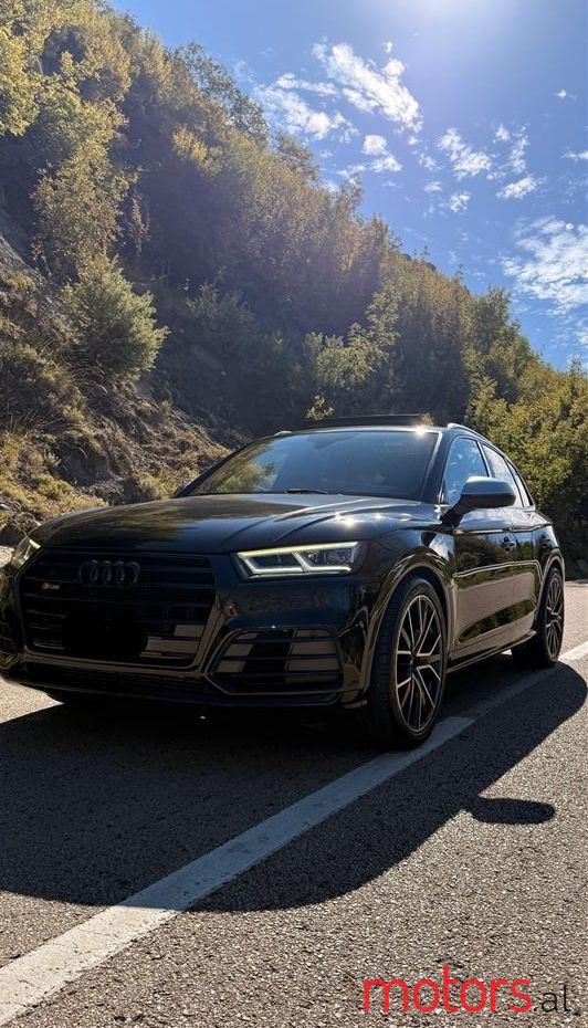 2018' Audi SQ5 photo #3