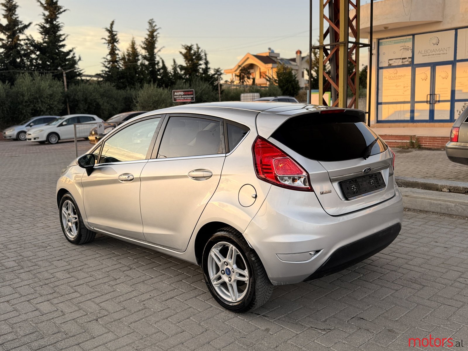 2013' Ford Fiesta photo #5