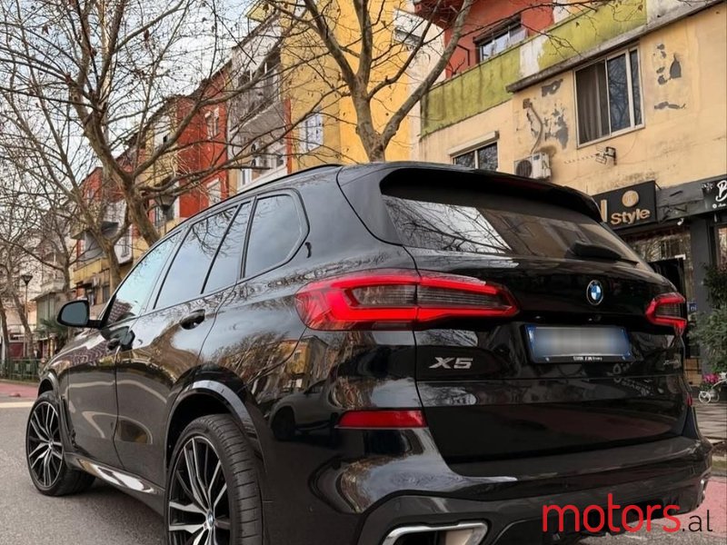 2019' BMW X5 photo #2