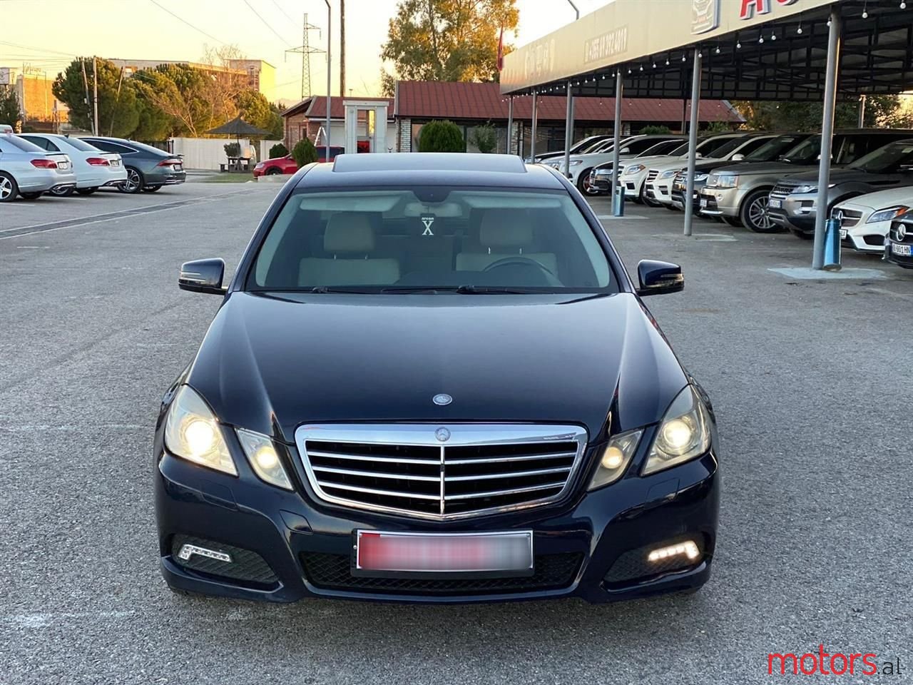 2009' Mercedes-Benz E 220 photo #5