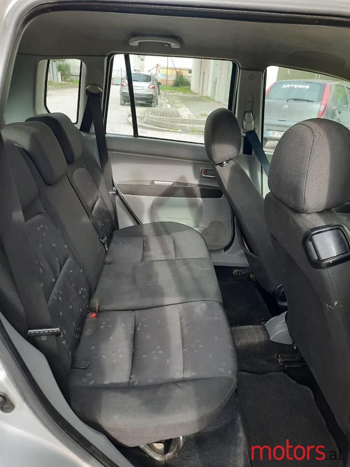 2005' Mazda 2 photo #6